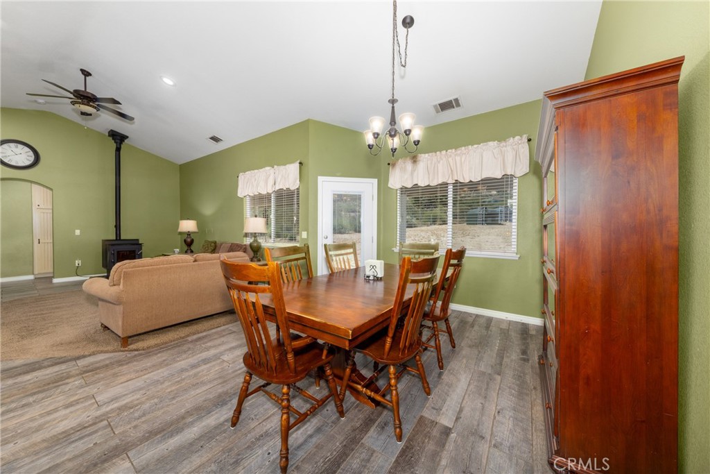 5935 Monte Vista Road Phelan, CA 92371 - Photo 13 of 58