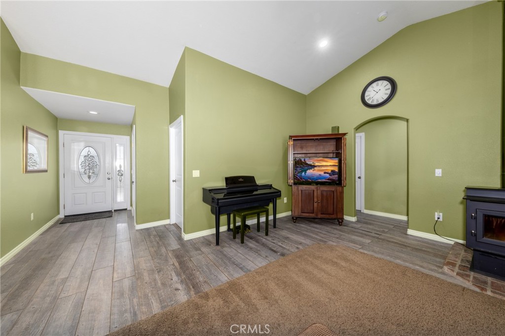 5935 Monte Vista Road Phelan, CA 92371 - Photo 9 of 58