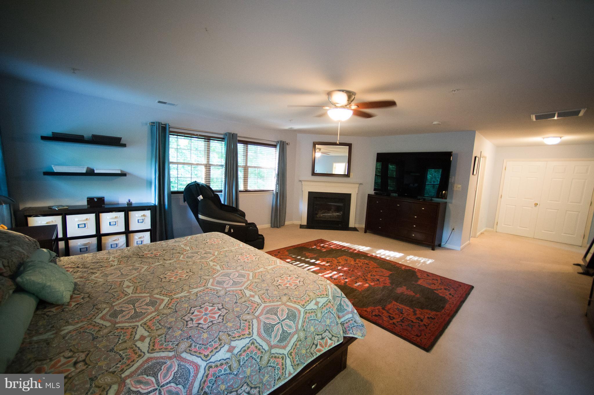 12017 Cross Rd Trail Brandywine, MD 20613 - Photo 7 of 30 Spacious master suite