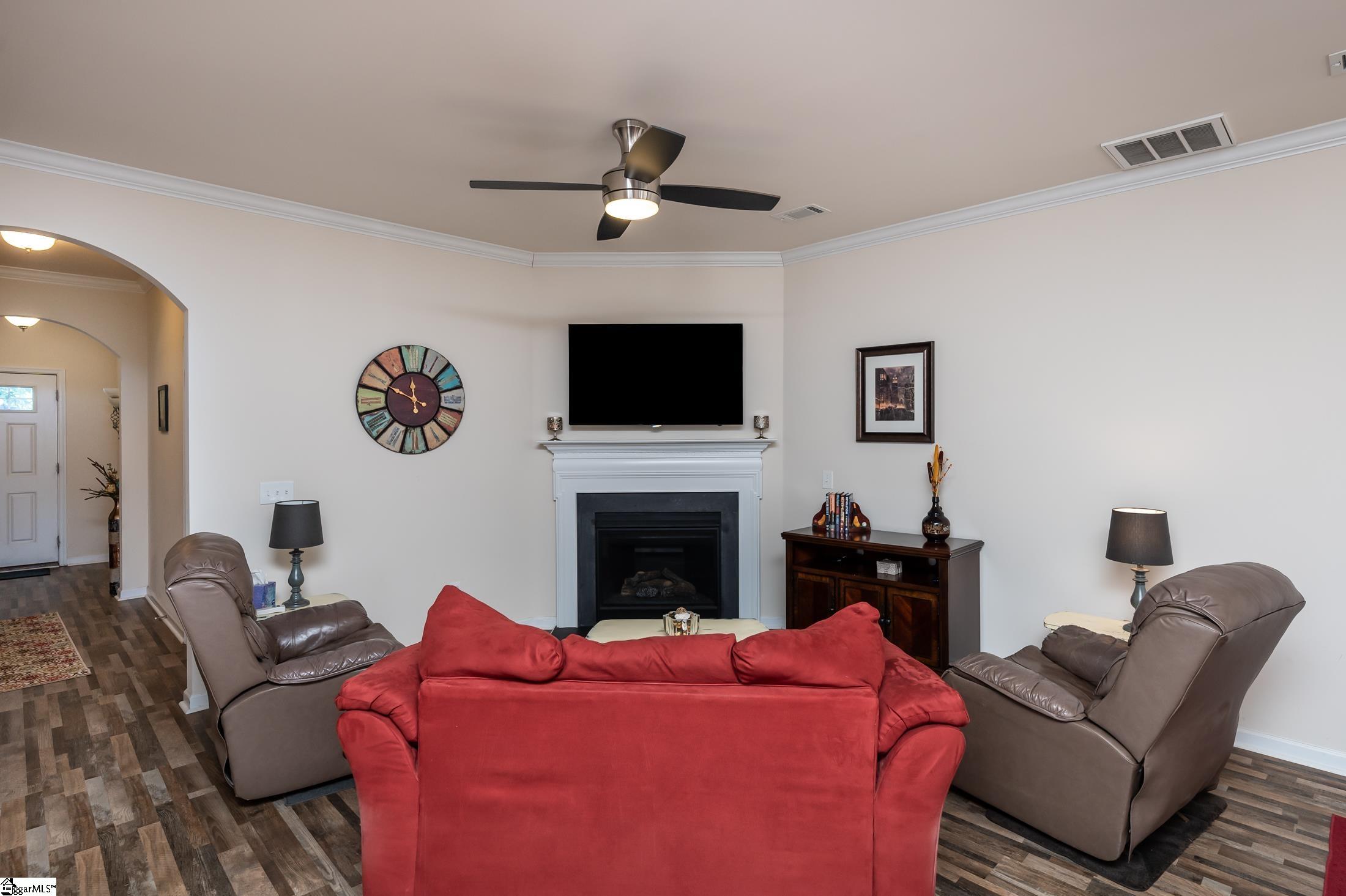 317 Christiane Way Greenville, SC 29607 - Photo 5 of 21 Gallery Image 5