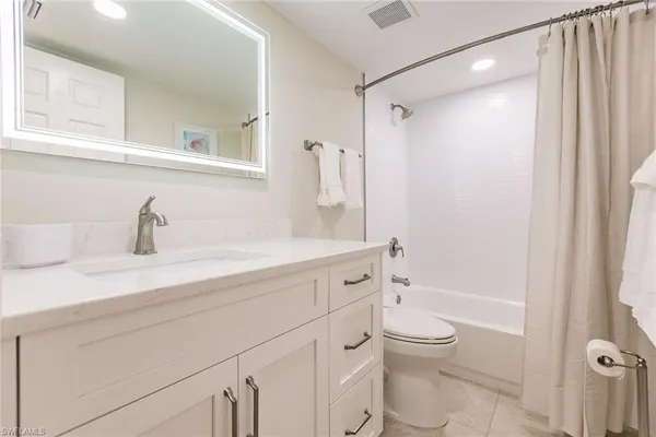$4,500 | 3032 Sandpiper Bay Circle, Unit G102, Naples, FL 34112