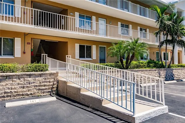 $4,500 | 3032 Sandpiper Bay Circle, Unit G102, Naples, FL 34112