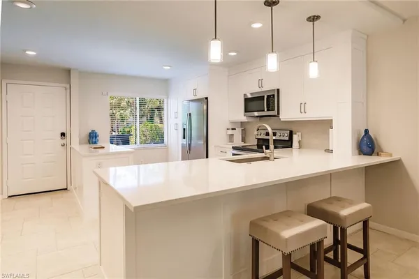 $4,500 | 3032 Sandpiper Bay Circle, Unit G102, Naples, FL 34112