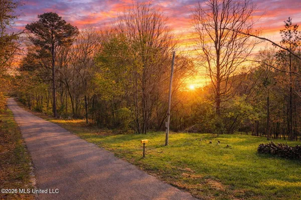 $23,900 | 60472 Old Highway 6, Amory, MS 38821