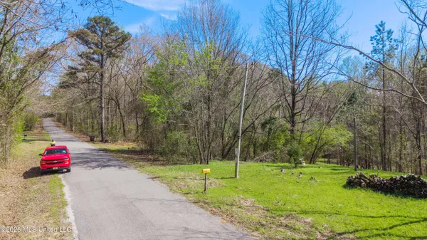 $23,900 | 60472 Old Highway 6, Amory, MS 38821