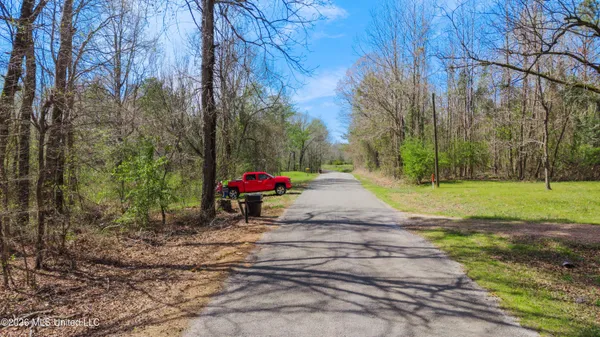 $23,900 | 60472 Old Highway 6, Amory, MS 38821