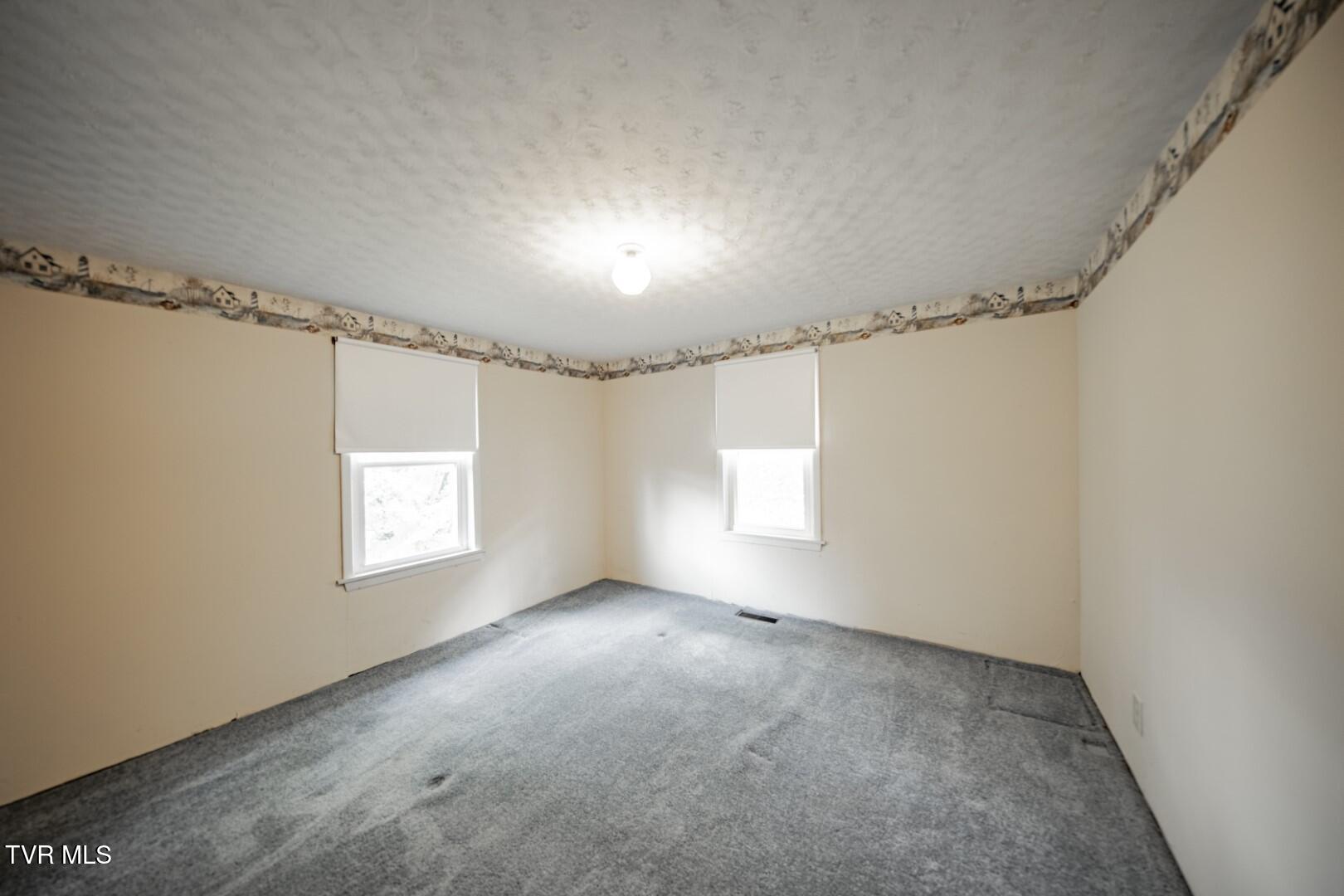 141 Hiola Street Newport, TN 37821 - Photo 18 of 42 16 (Large)