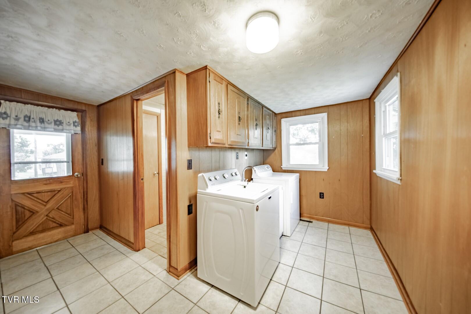 141 Hiola Street Newport, TN 37821 - Photo 25 of 42 23 (Large)