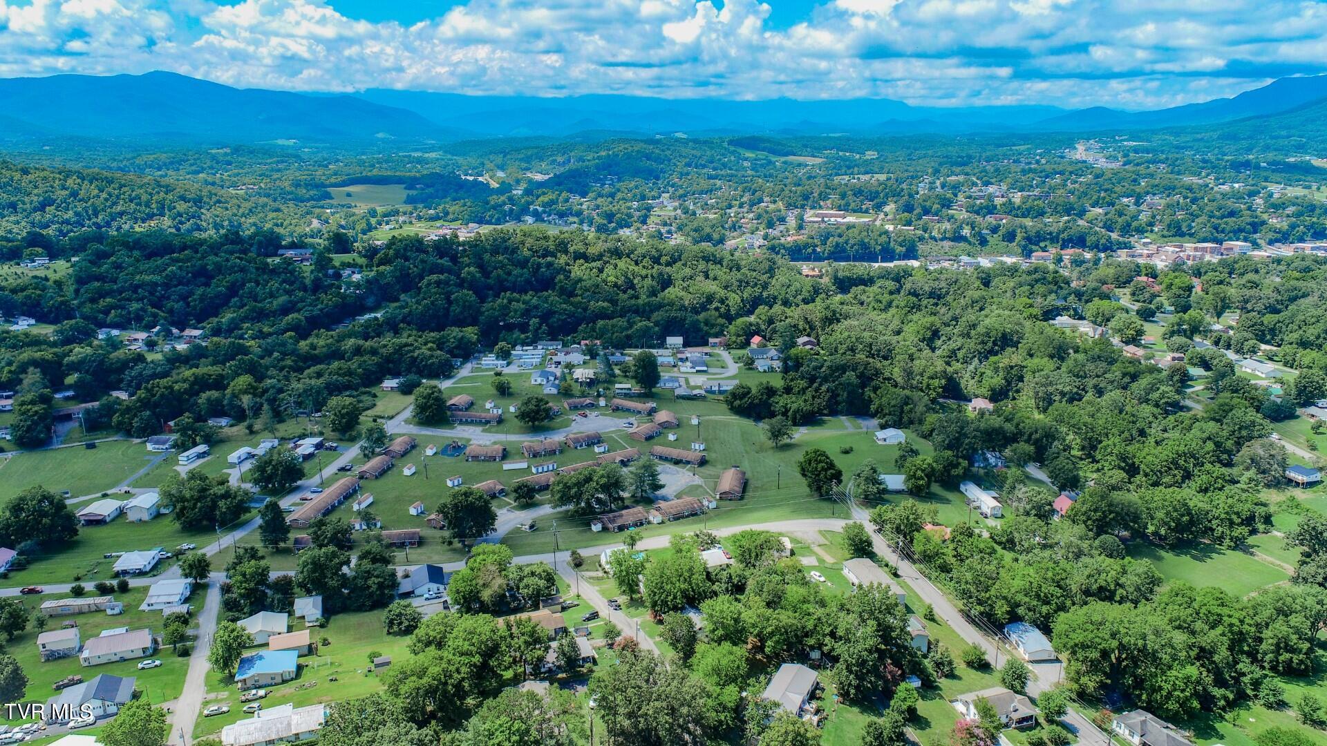 141 Hiola Street Newport, TN 37821 - Photo 30 of 42 28