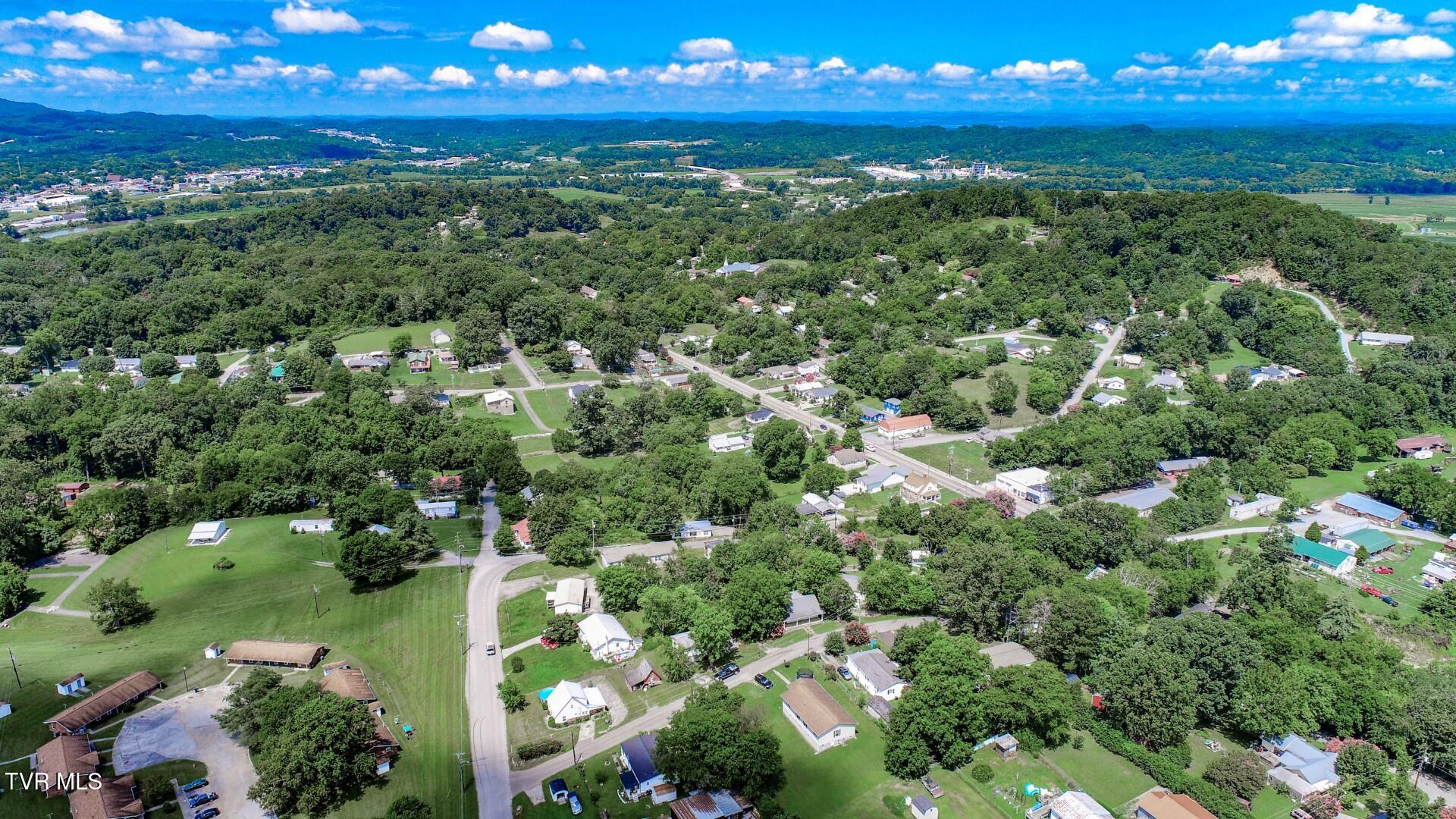 141 Hiola Street Newport, TN 37821 - Photo 31 of 42 29