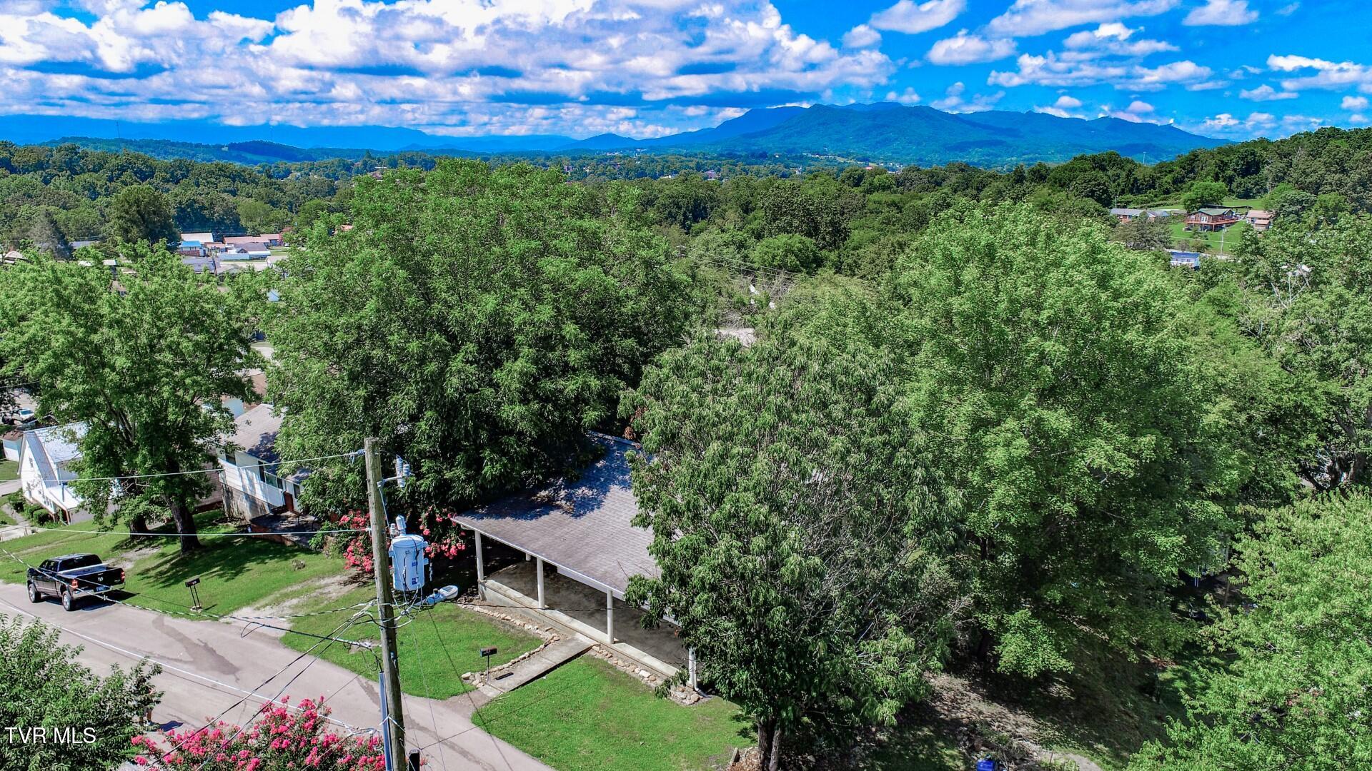 141 Hiola Street Newport, TN 37821 - Photo 38 of 42 36