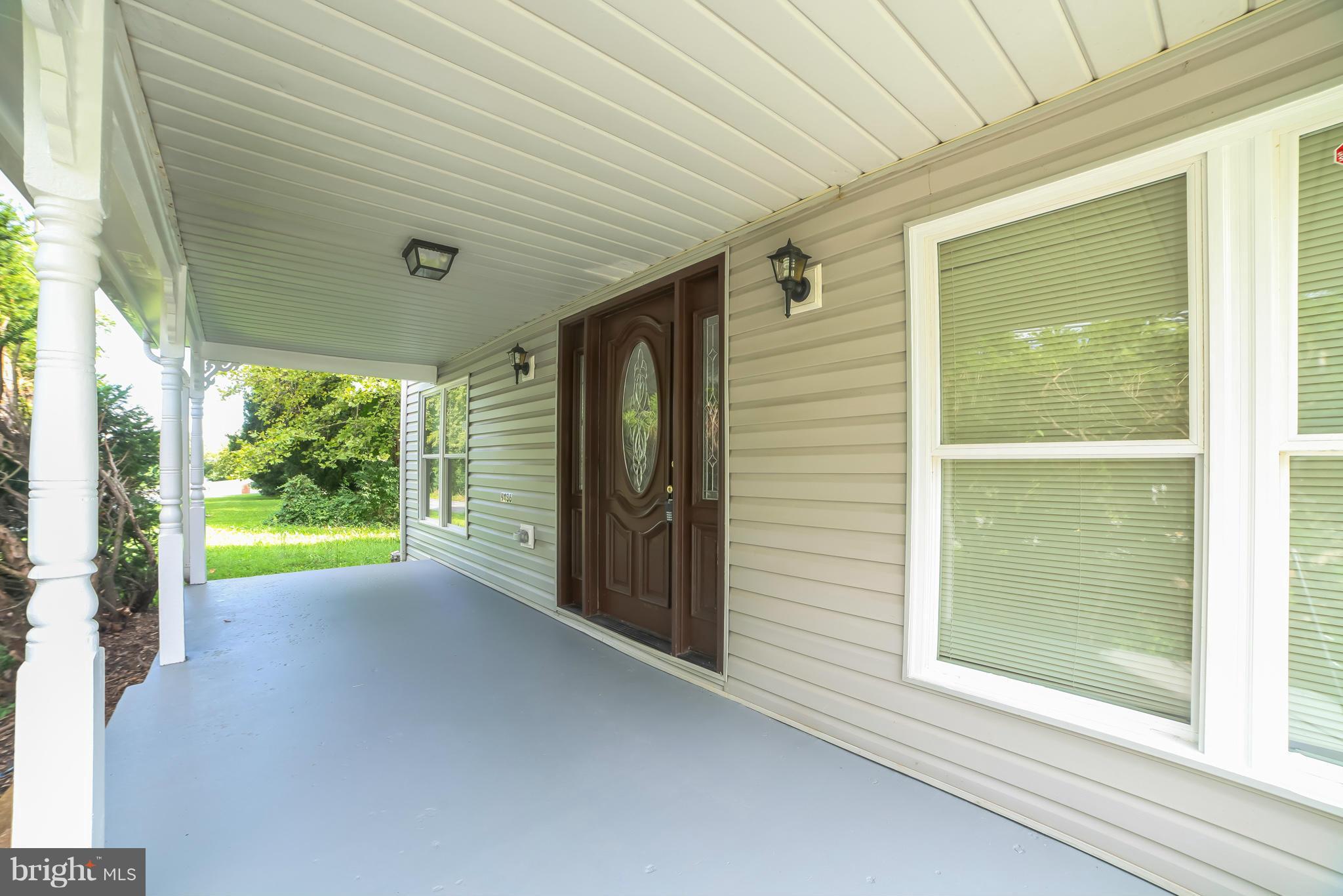 9436 Damascus Road Damascus, MD 20872 - Photo 3 of 28 Exterior (Front)