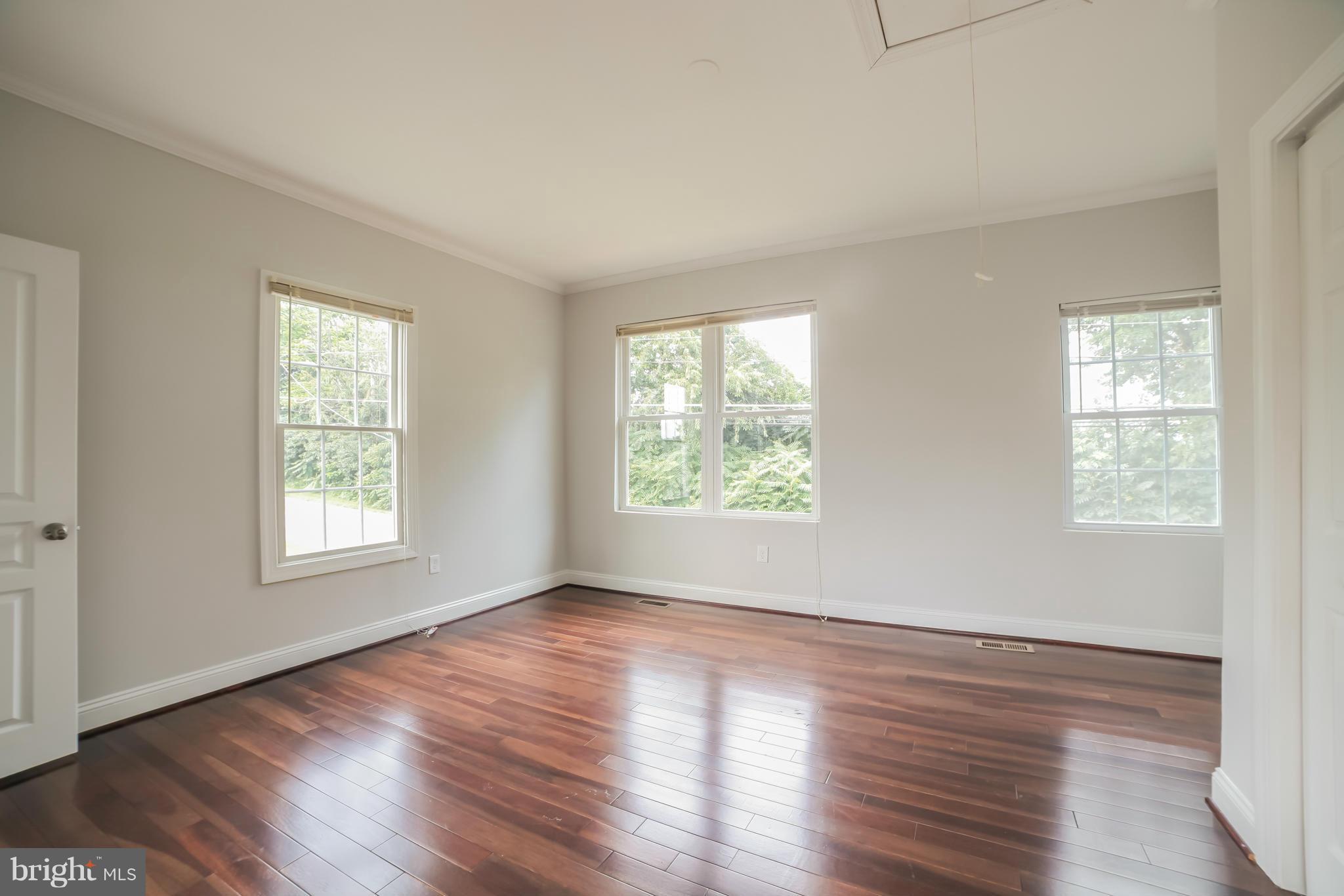 9436 Damascus Road Damascus, MD 20872 - Photo 21 of 28 Bedroom