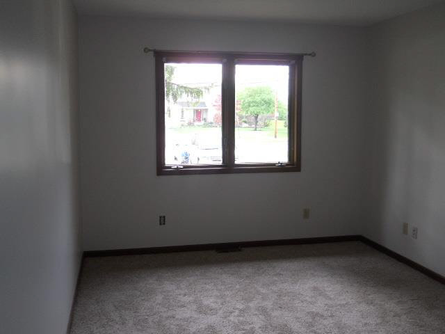 2594 Vivian Road Monroe, MI 48162 - Photo 10 of 16 20400859-9.JPG