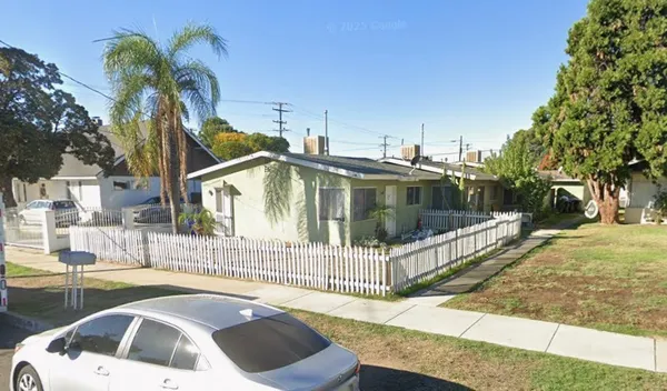 $1,800 | 106 North Date Avenue, Rialto, CA 92376