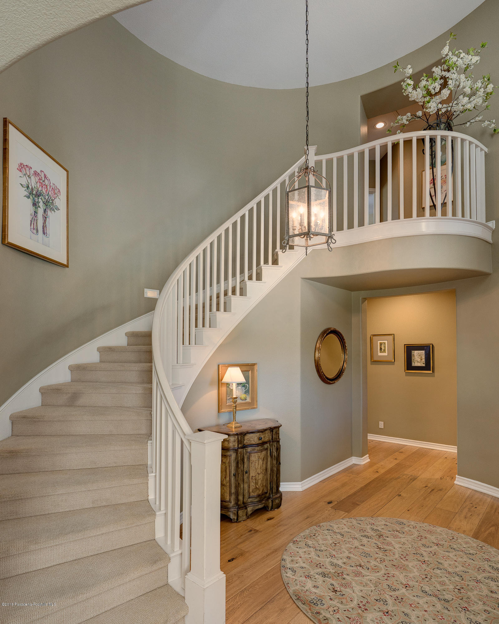 3520 Giddings Ranch Road Altadena, CA 91001 - Photo 19 of 41 a view of entryway and hall with wooden floor