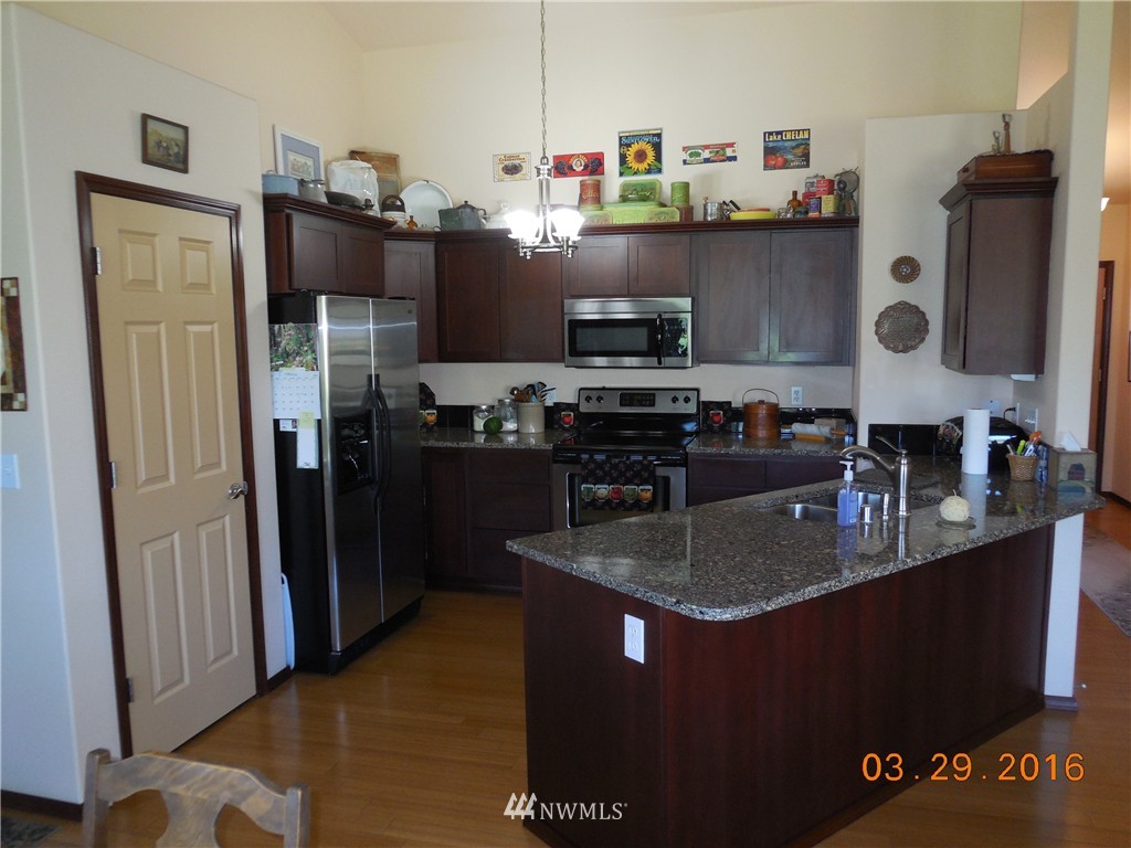 8428 180th Way Southwest Rochester, WA 98579 - Photo 7 of 25