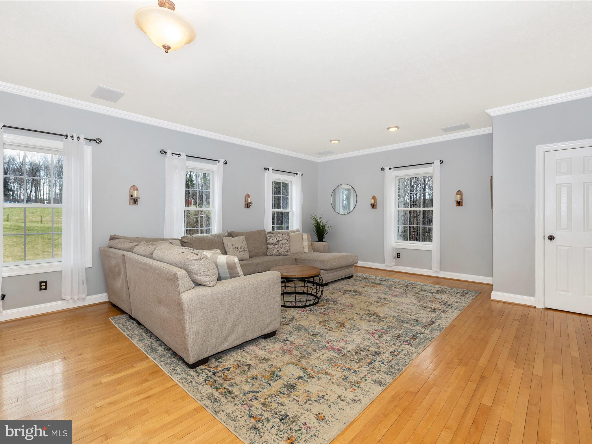 1345 Brehm Road Westminster, MD 21157 - Photo 15 of 131 Living Room