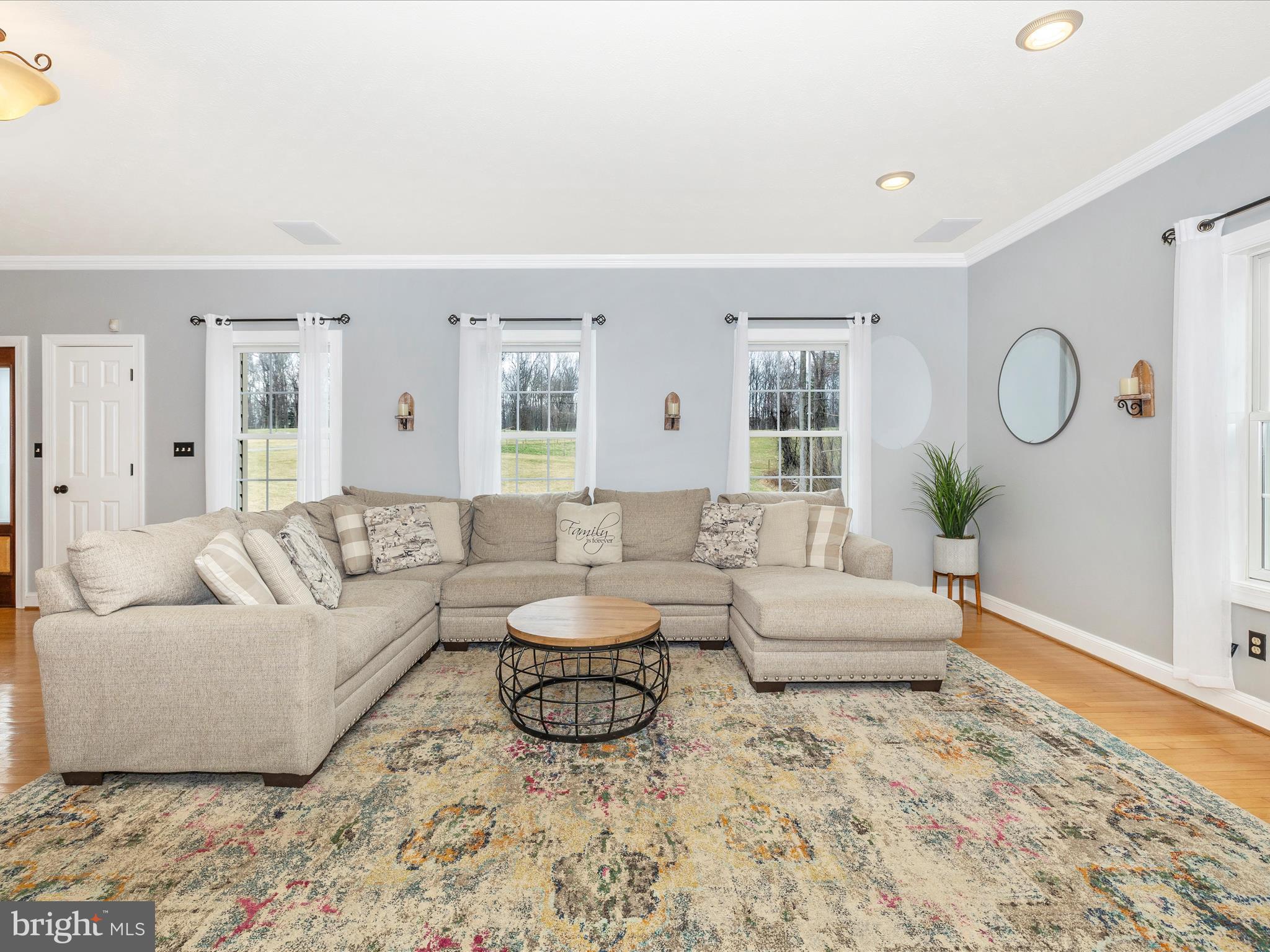 1345 Brehm Road Westminster, MD 21157 - Photo 16 of 131 Living Room