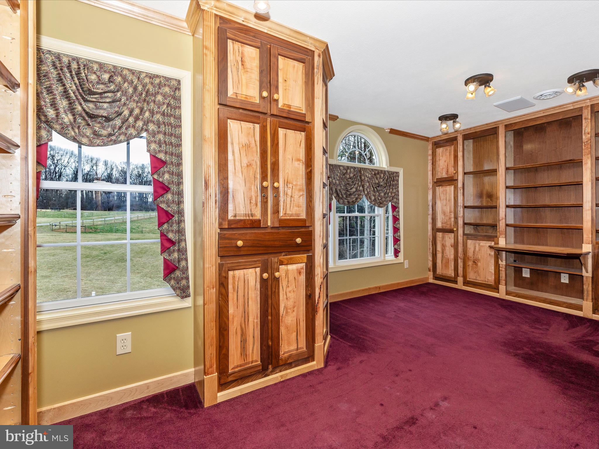 1345 Brehm Road Westminster, MD 21157 - Photo 50 of 131 Library