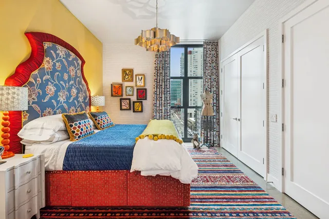 $3,650,000 | 900 West Washington Boulevard, Unit 802, Chicago, IL 60607