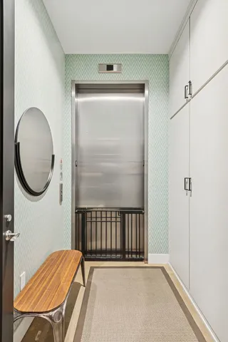 $3,650,000 | 900 West Washington Boulevard, Unit 802, Chicago, IL 60607