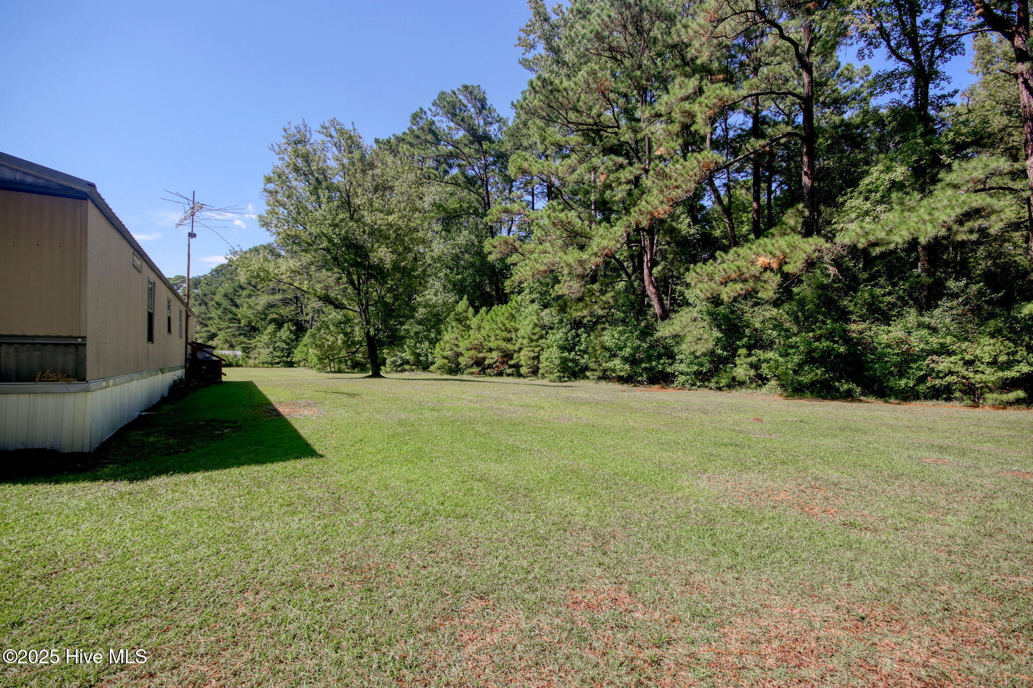 6952 Reed Trail Northwest Ocean Isle Beach, NC 28469 - Photo 16 of 25 Nice flat and private backyard