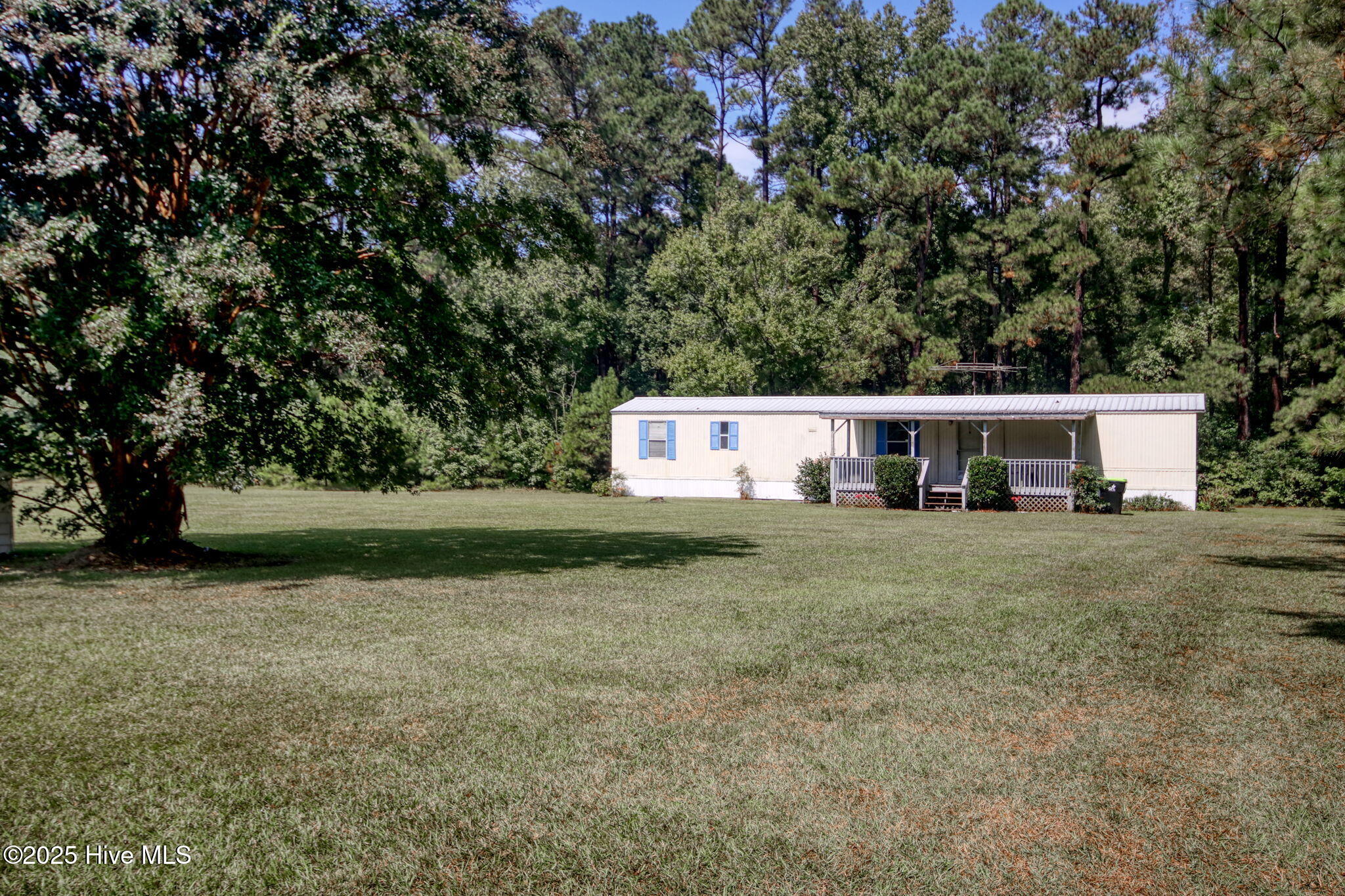 6952 Reed Trail Northwest Ocean Isle Beach, NC 28469 - Photo 19 of 25 Nice curb appeal!