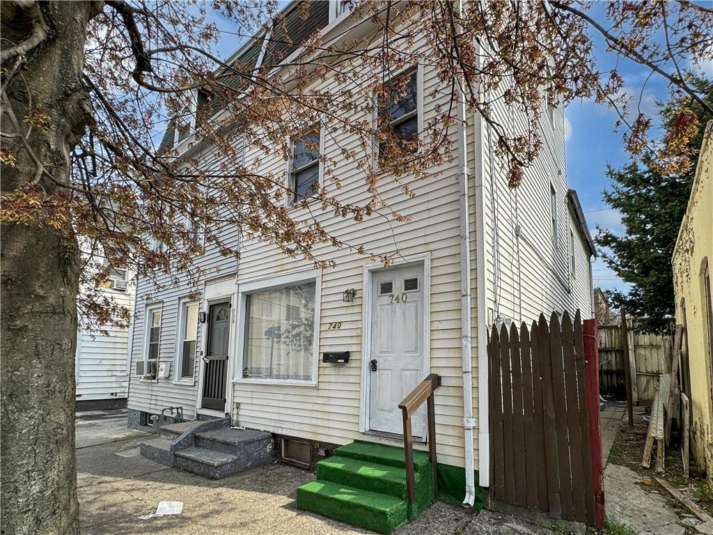 740 West Allen St