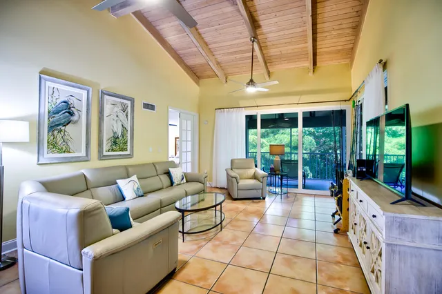 $699,000 | 8301 Marina Villa Drive, Unit 8301, Marathon, FL 33050