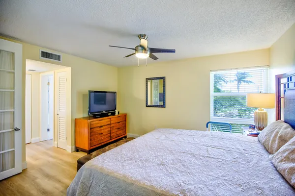 $689,000 | 8301 Marina Villa Drive, Unit 8301, Marathon, FL 33050