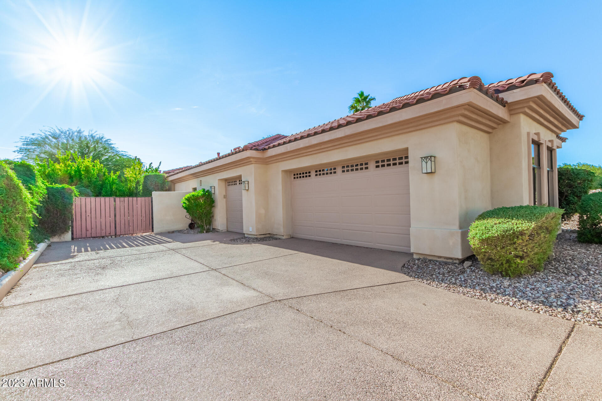 4055 North Recker Road, Unit 2 Mesa, AZ 85215 - Photo 11 of 74 13 - Recker