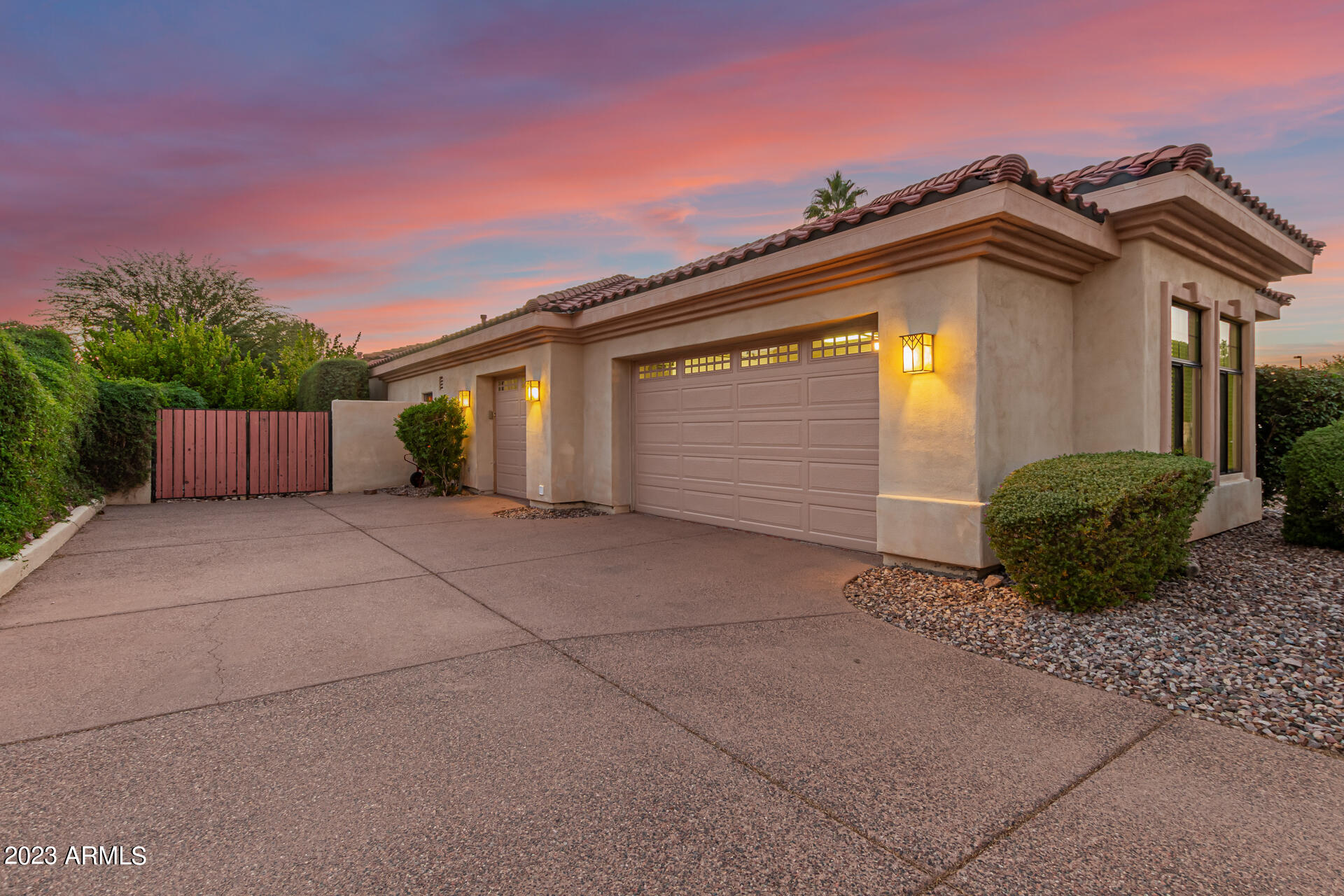 4055 North Recker Road, Unit 2 Mesa, AZ 85215 - Photo 6 of 74 1 - Recker