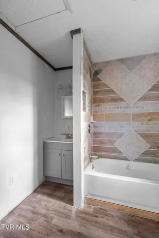 $294,900 | 246 Collingsworth Road, Sneedville, TN 37869