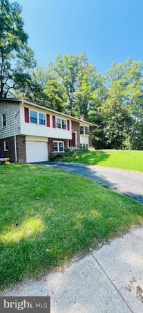 $840,000 | 7208 Briarcliff Drive, Springfield, VA 22153