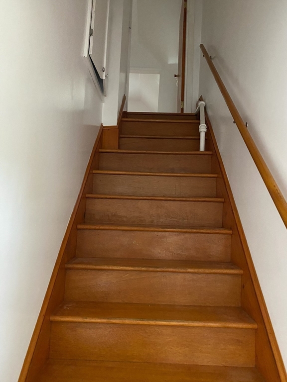 50 Mt Ararat Road, Unit 3 Quincy, MA 02169 - Photo 8 of 11 a view of entryway