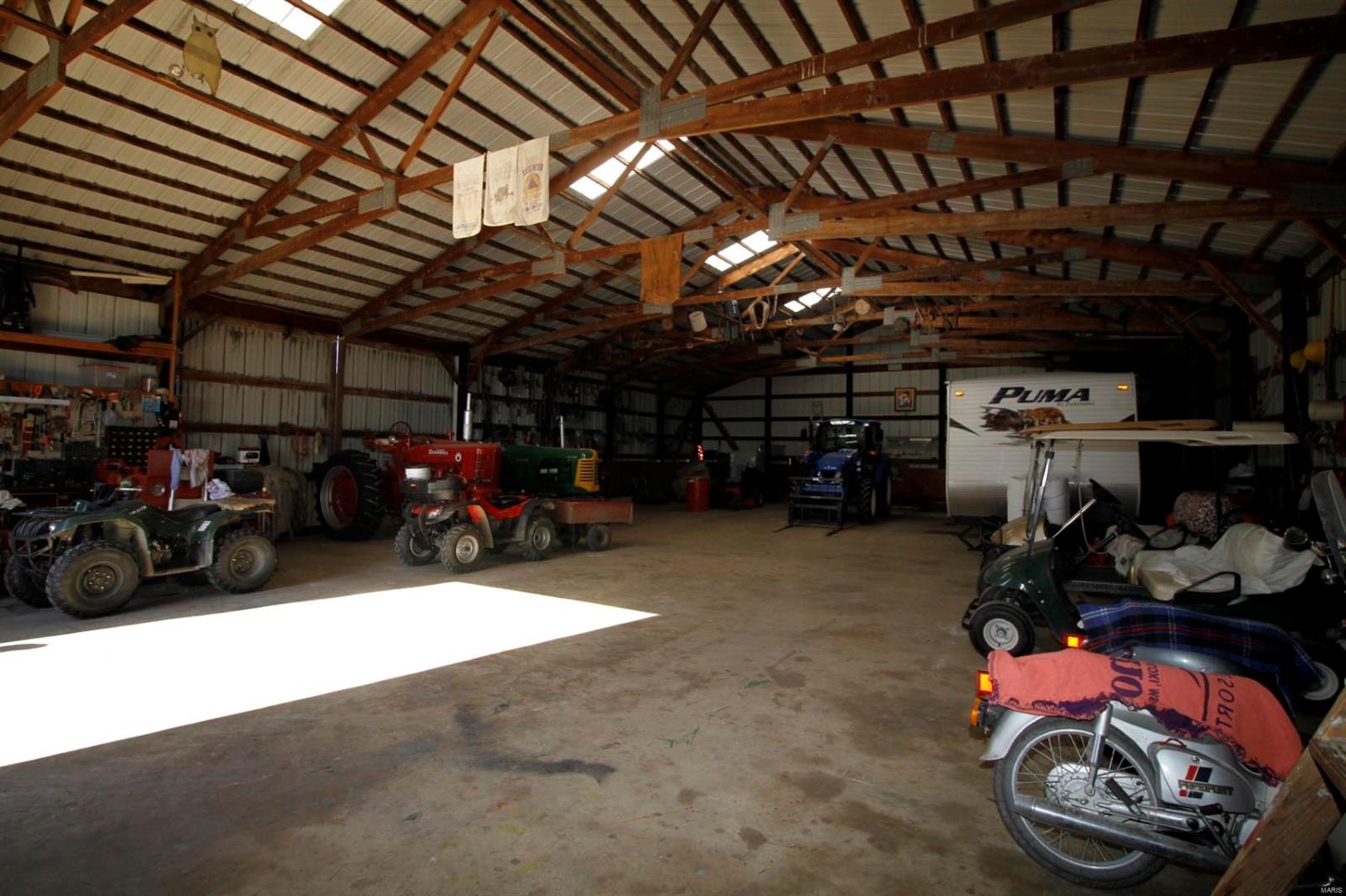 6700 Cecil Road Patoka, IL 62875 - Photo 16 of 64