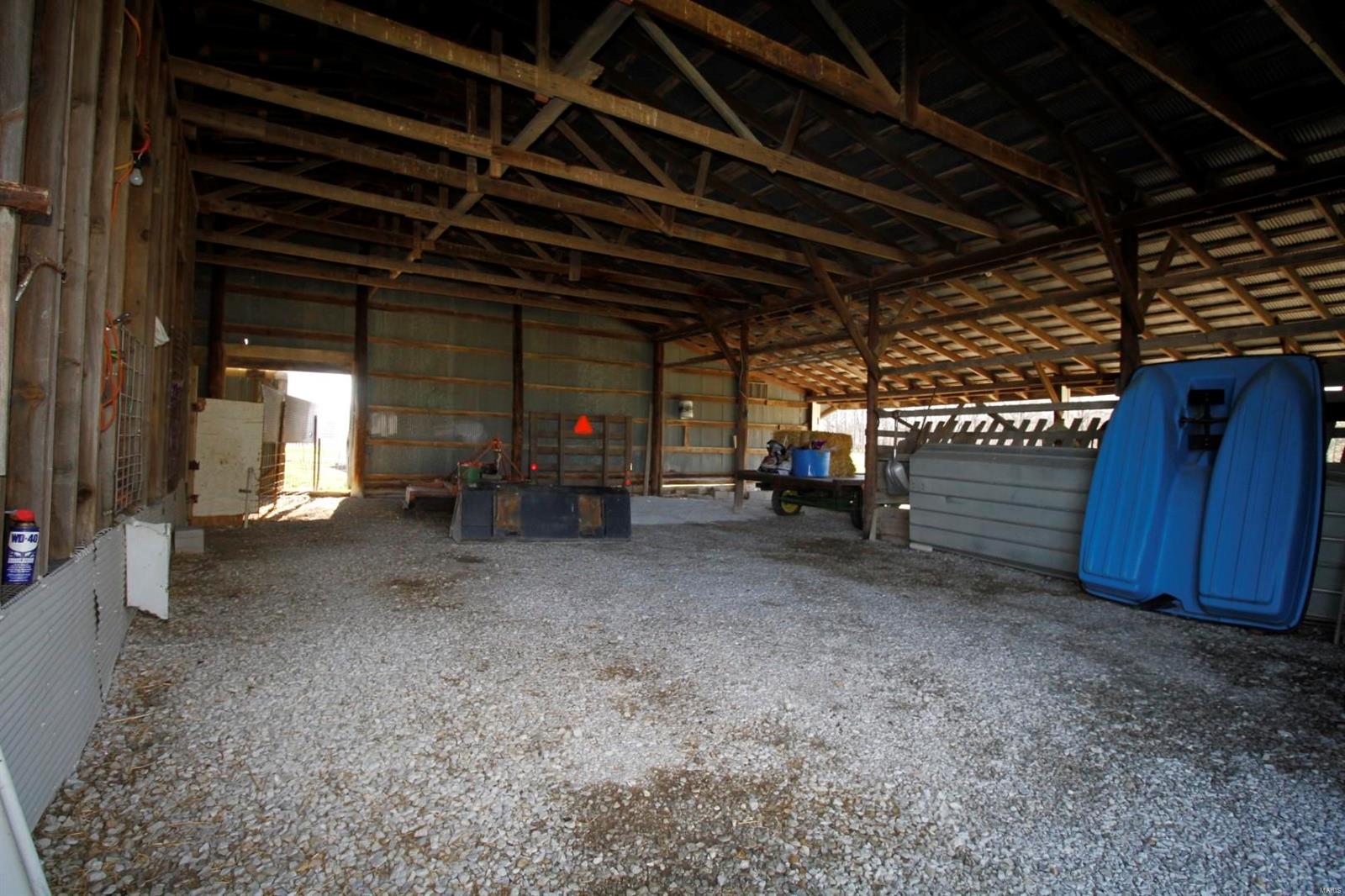 6700 Cecil Road Patoka, IL 62875 - Photo 19 of 64