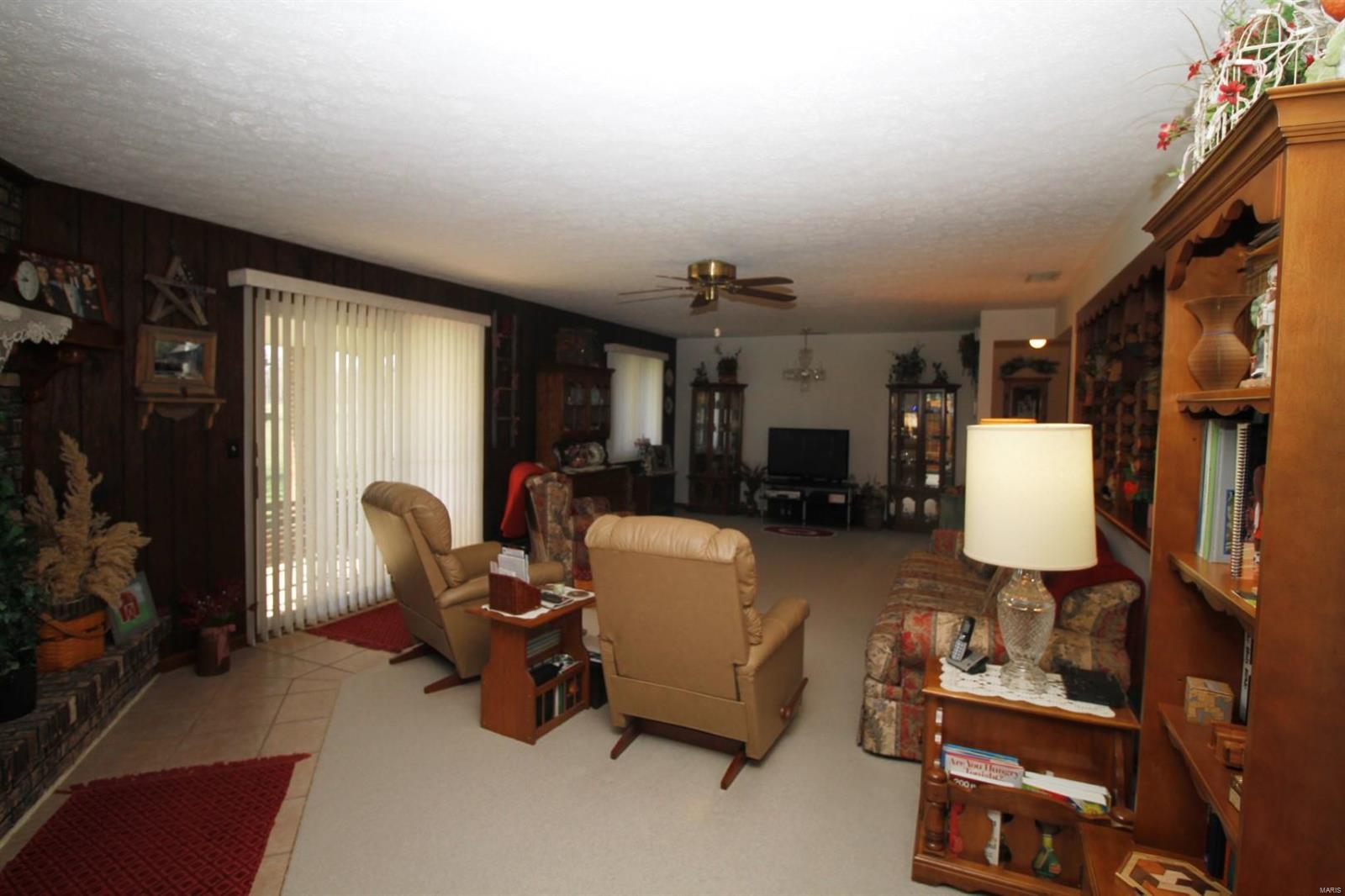6700 Cecil Road Patoka, IL 62875 - Photo 24 of 64