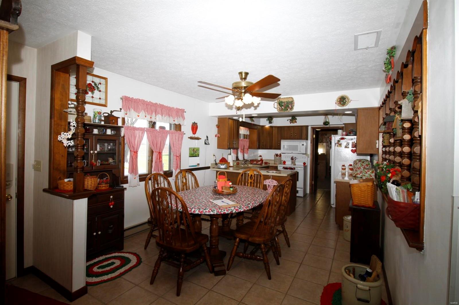 6700 Cecil Road Patoka, IL 62875 - Photo 25 of 64