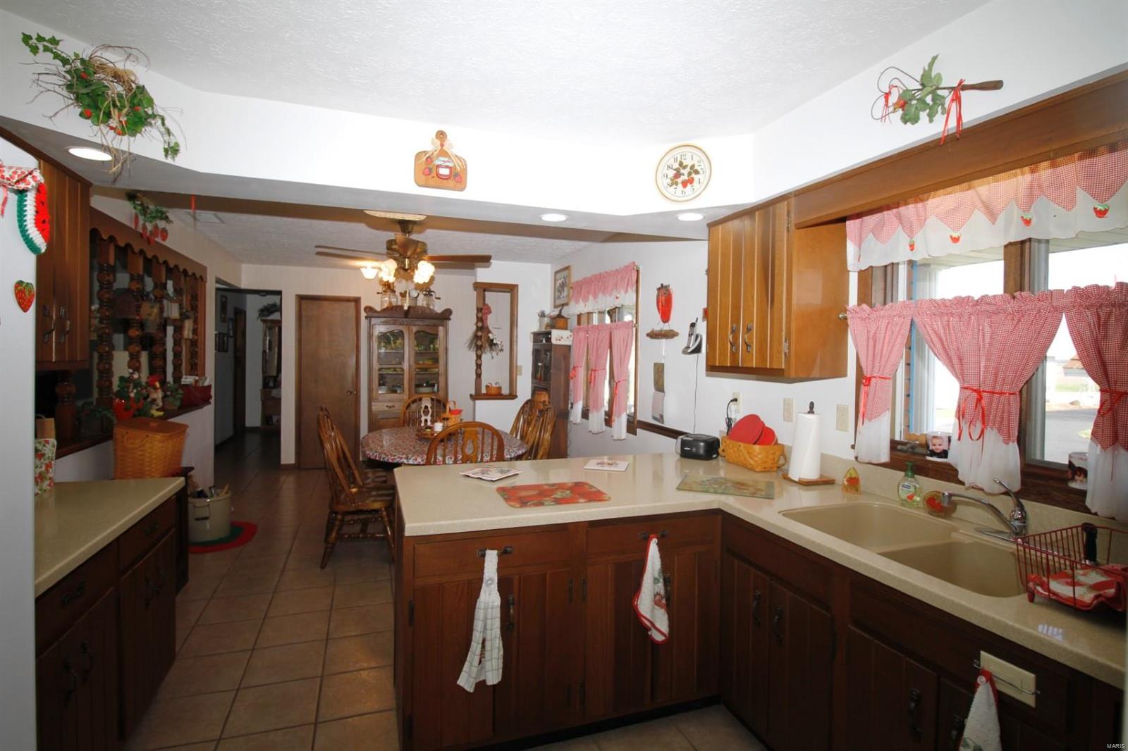 6700 Cecil Road Patoka, IL 62875 - Photo 28 of 64