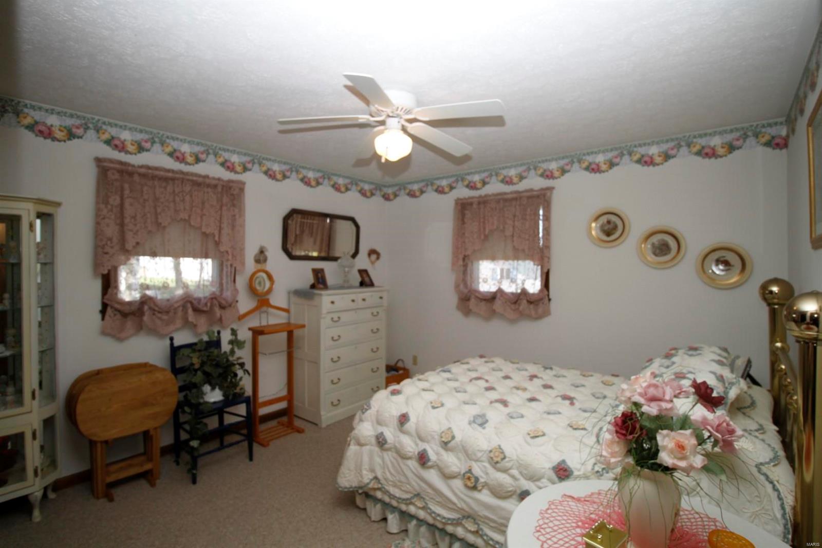 6700 Cecil Road Patoka, IL 62875 - Photo 31 of 64