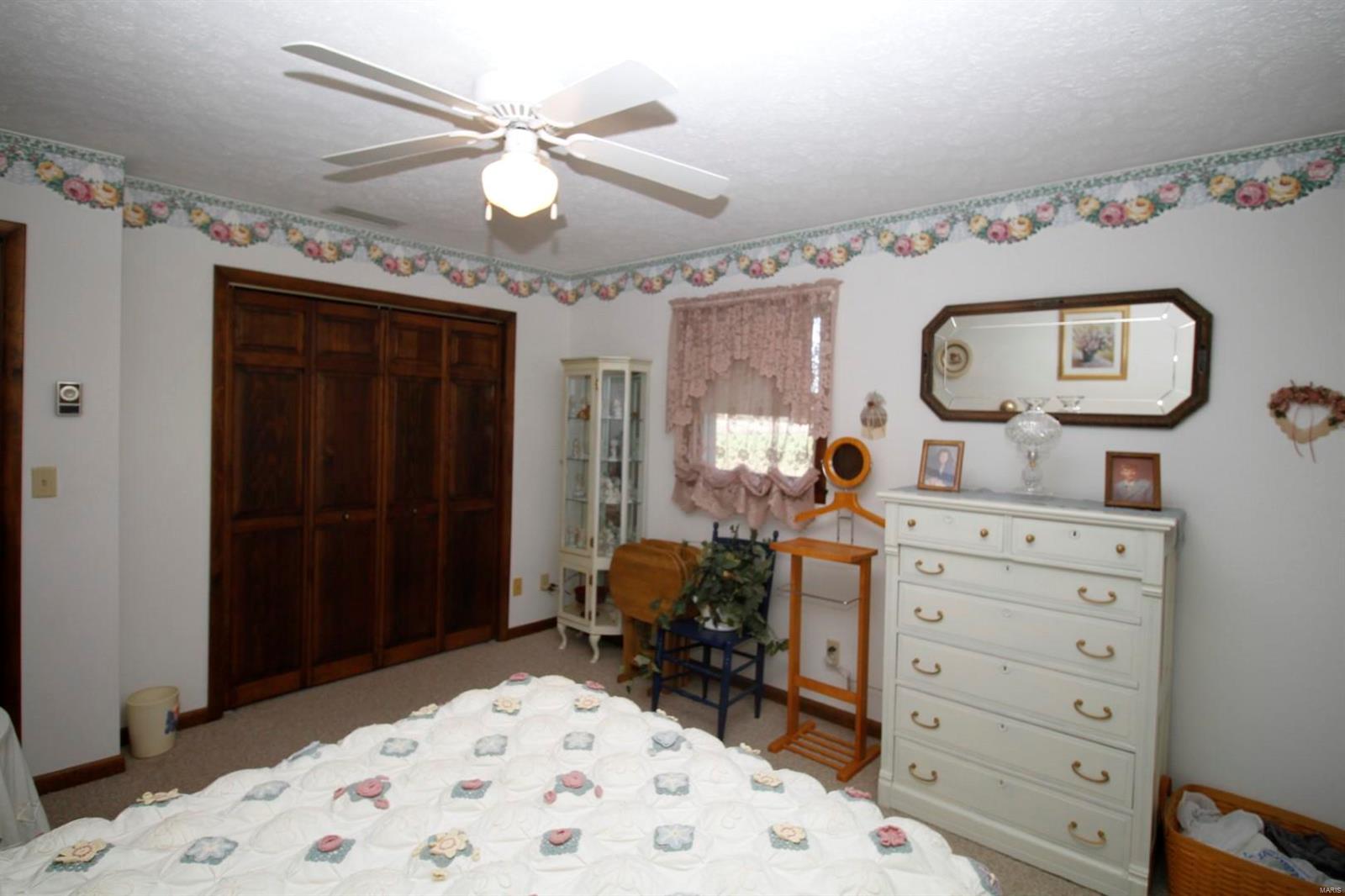 6700 Cecil Road Patoka, IL 62875 - Photo 32 of 64