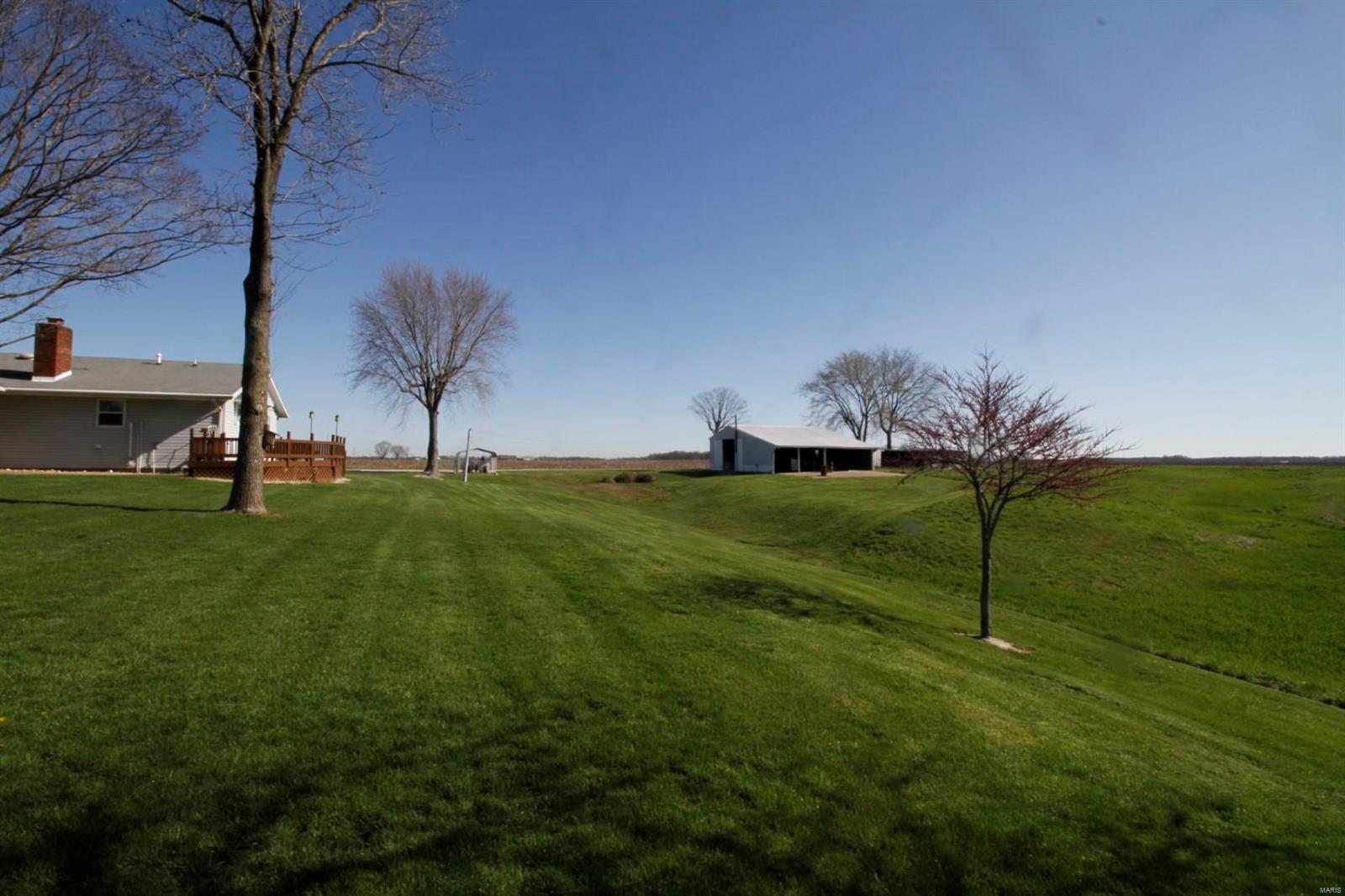 6700 Cecil Road Patoka, IL 62875 - Photo 50 of 64