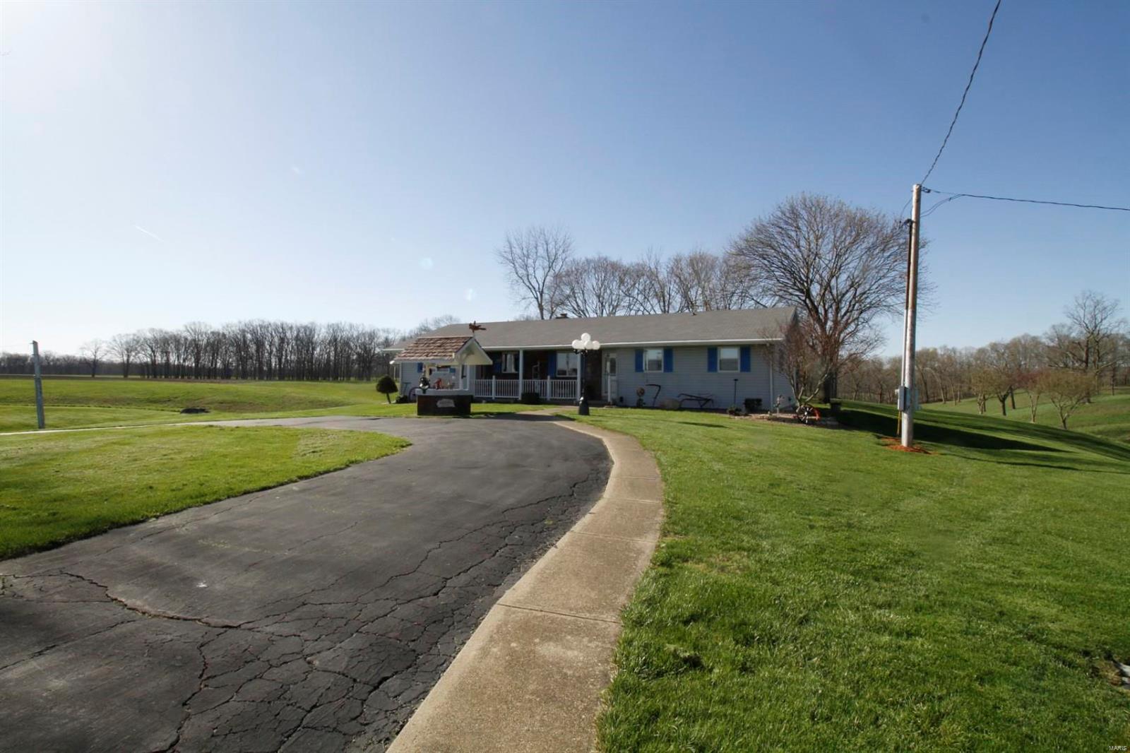6700 Cecil Road Patoka, IL 62875 - Photo 54 of 64