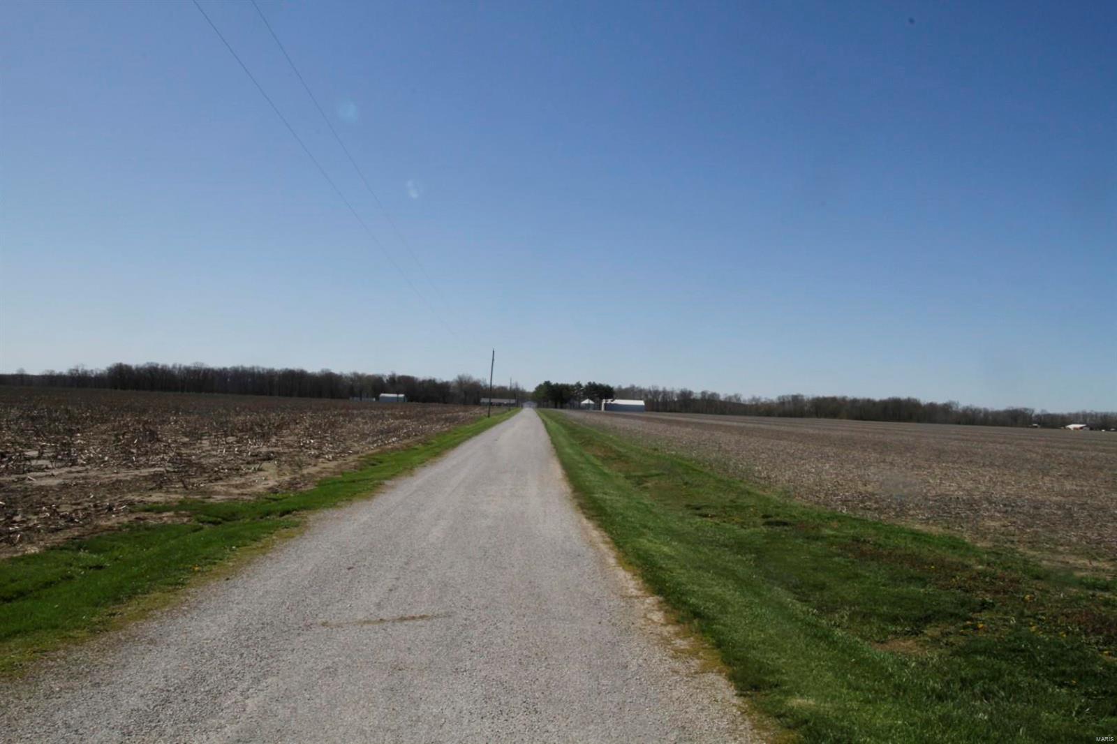 6700 Cecil Road Patoka, IL 62875 - Photo 58 of 64