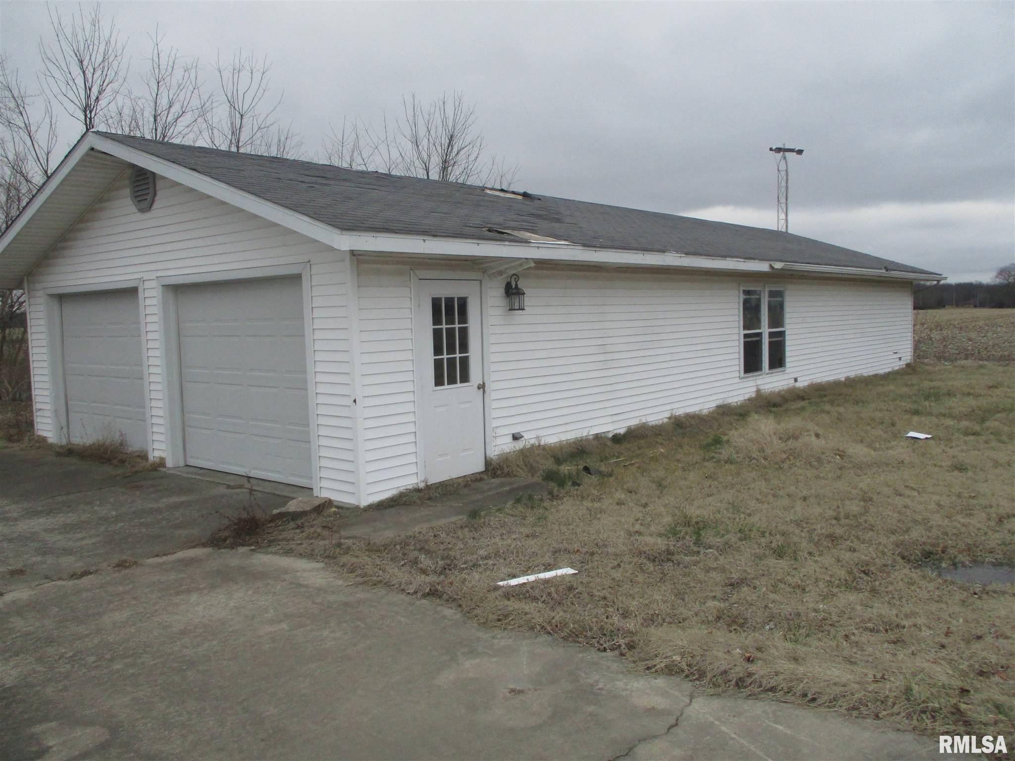 11034 Bunny Hop Road Benton, IL 62812 - Photo 12 of 15