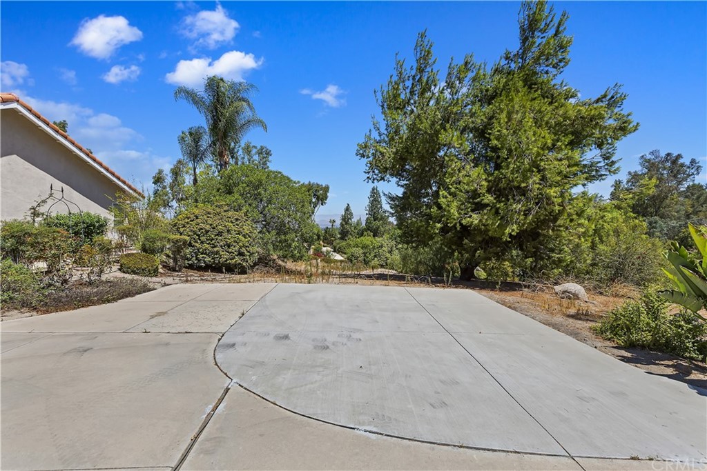 11056 Orchard View Lane Riverside, CA 92503 - Photo 22 of 56