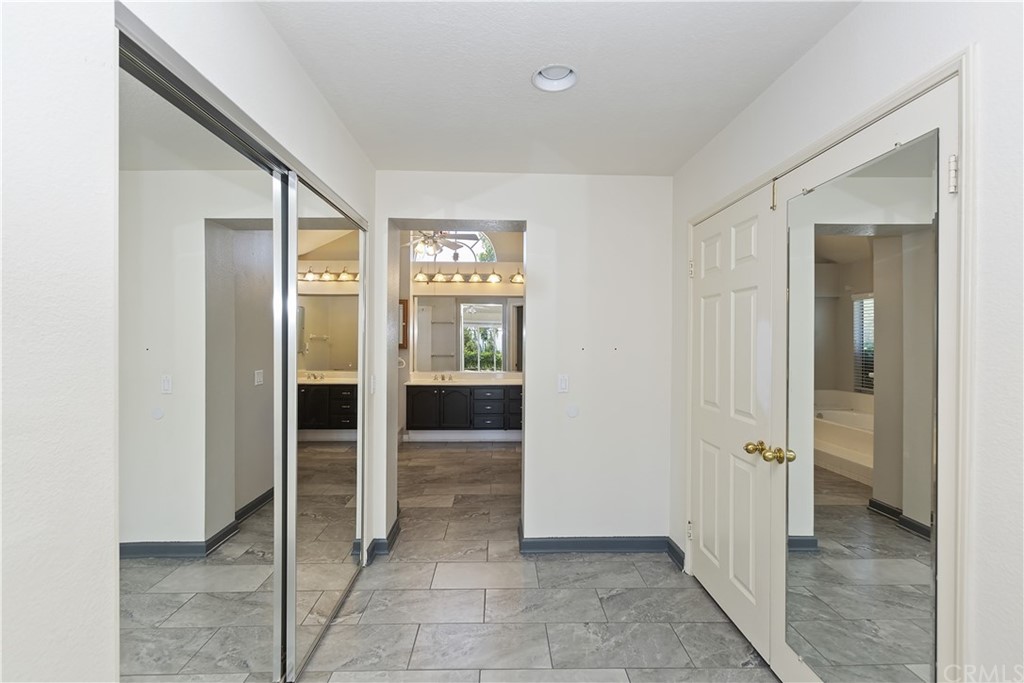 11056 Orchard View Lane Riverside, CA 92503 - Photo 26 of 56