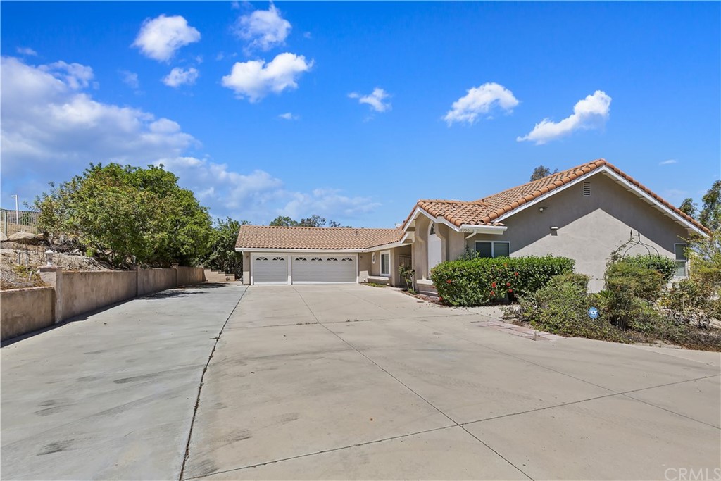 11056 Orchard View Lane Riverside, CA 92503 - Photo 53 of 56